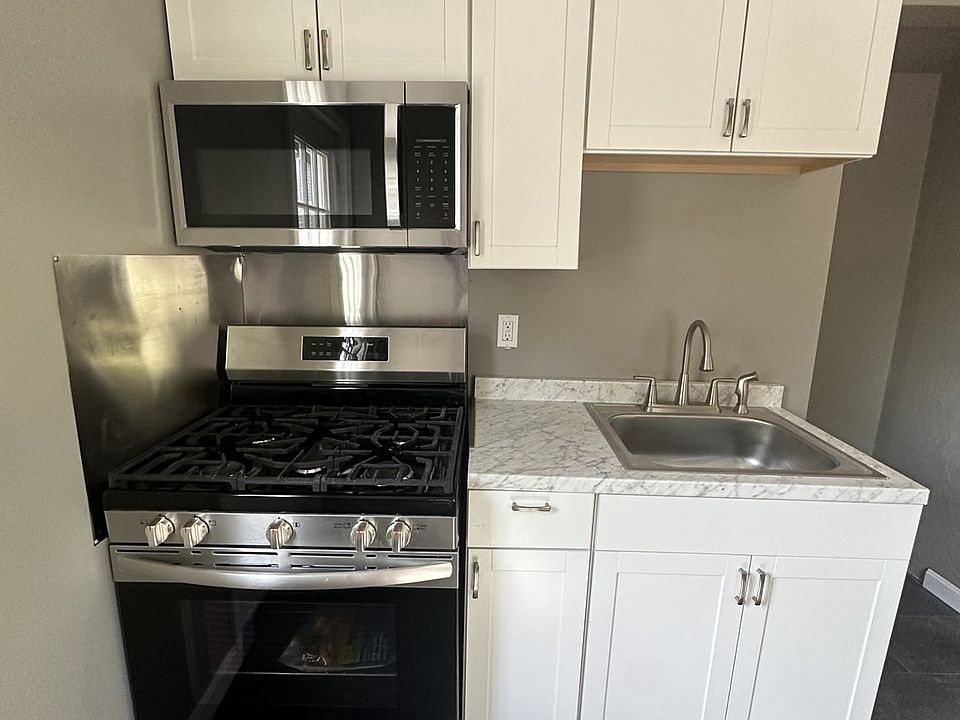 1st image of 531 Revere St #4R