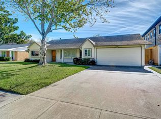 5463 Maple St, Houston, TX 77096