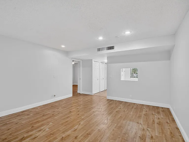 4080 Tivoli Ct #206 — Photo 7