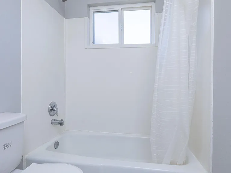 4806 Saddlebrook Ln — Photo 6