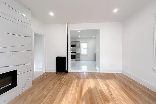 70 Nelson St #2 Photo 1