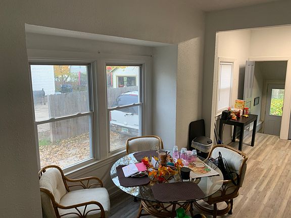 4th image of 617-619 S Jefferson St #617