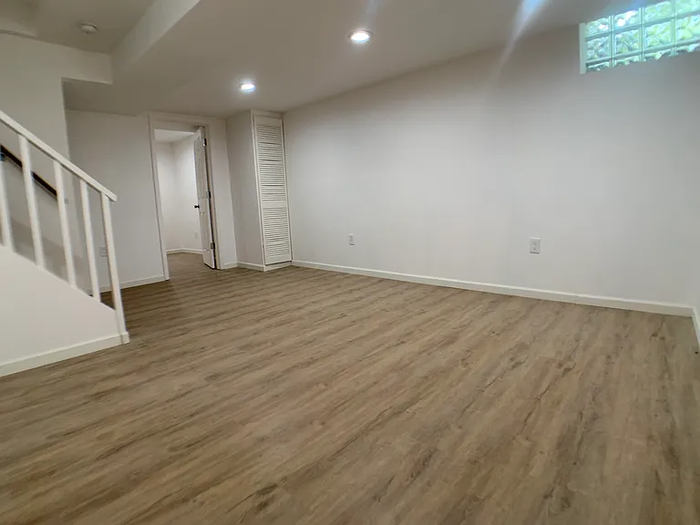 2113 Folkstone Rd — Photo 21