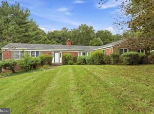 5632 S Deer Run Rd, Doylestown, PA 18902