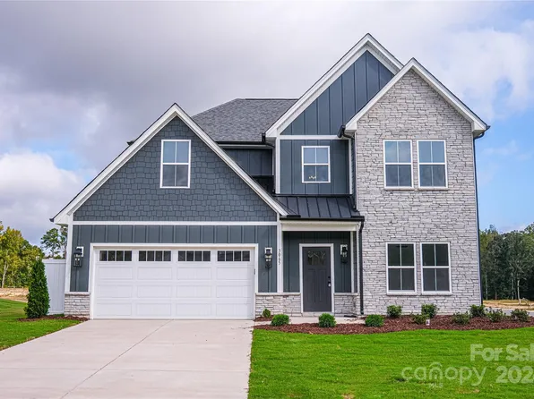 3065 Swallowtail Ln, Kannapolis, NC 28083