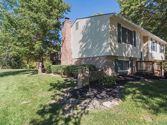 2nd image of 5769 Lynne Clara Dr
