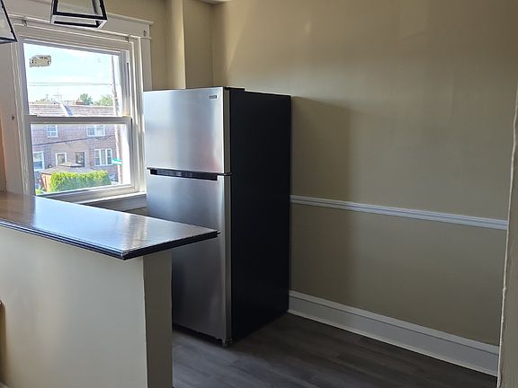 5th image of 5437 Torresdale Ave Floor 2