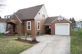 1st image of 686 1st Avenue East N