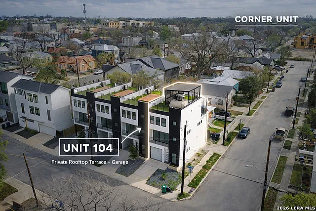 308 S Mesquite St #4