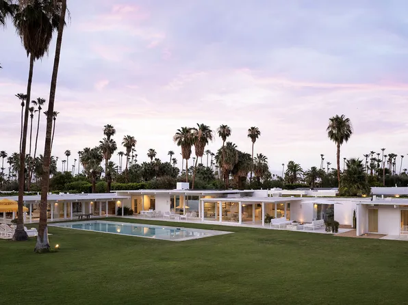 1323 S Driftwood Dr, Palm Springs, CA 92264