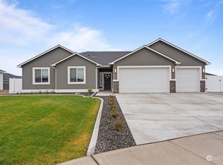 1112 E Cascade St, Othello, WA 99344