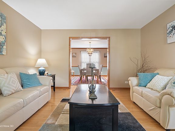 4th image of 4011 Schillinger Dr