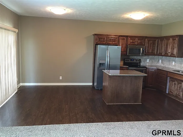 14622 Ames Ave — Photo 2