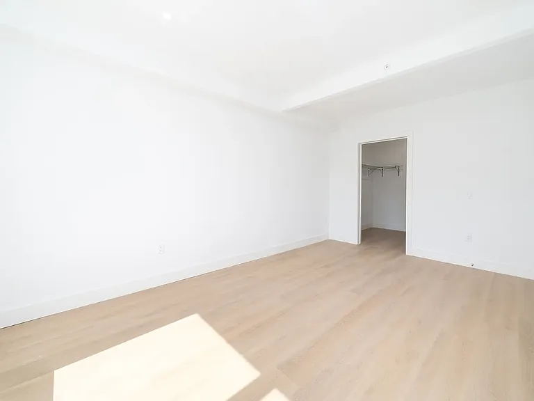 3310 Liberty Ave #207 — Photo 6