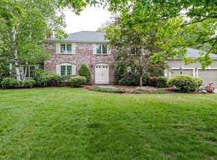 11 Wadsworth Rd, Sudbury, MA 01776