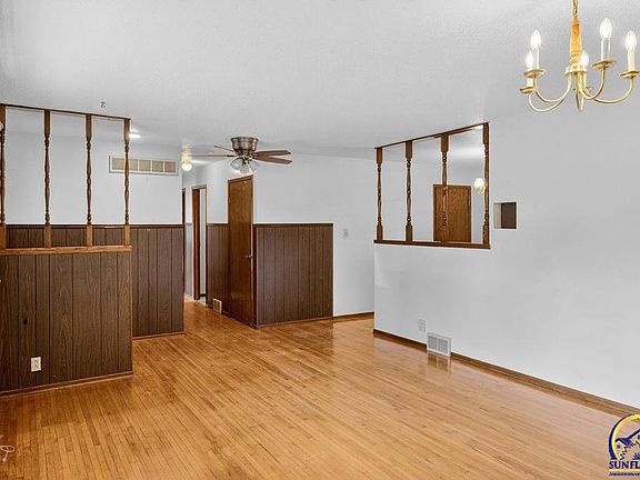 5th image of 2494 Barton Rd