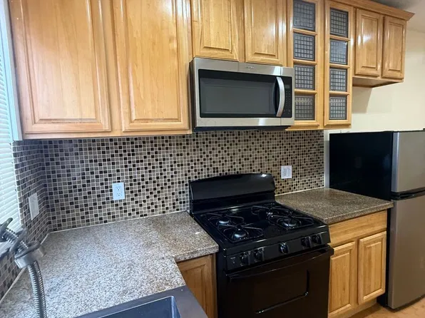 2409 W 54th St, 2409 W 54th St APT 2, Los Angeles, CA 90043