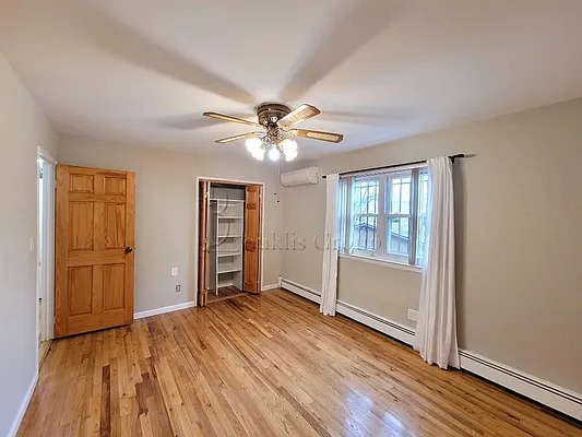 Rented by Bouklis Group | media 5