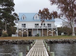 144 Great Neck Rd, Havelock, NC 28532