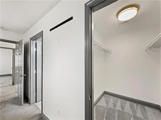 4522 Shalimar Dr — Photo 19