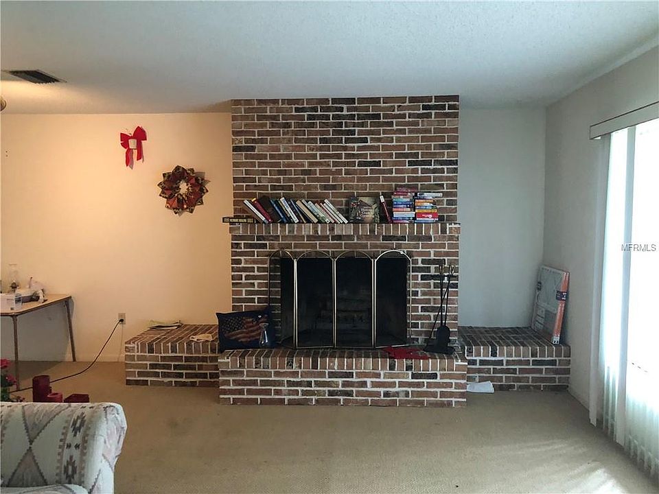 2nd image of 4110 Oak Dr