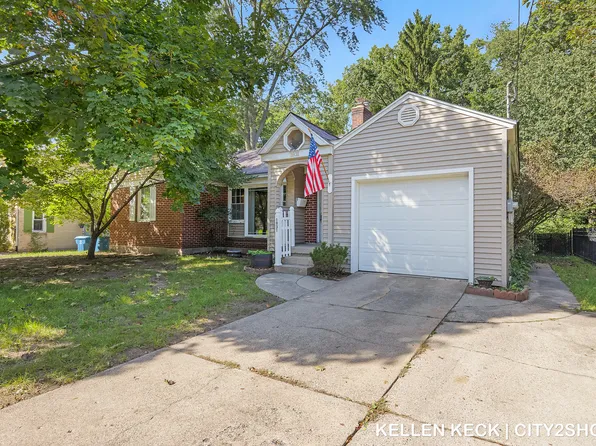 1931 Hall St SE, East Grand Rapids, MI 49506
