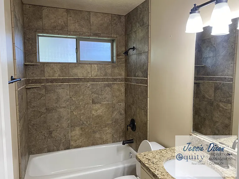 2747 S 1475 W — Photo 10