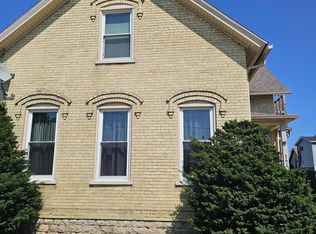 1709 Geneva St, Racine, WI 53402