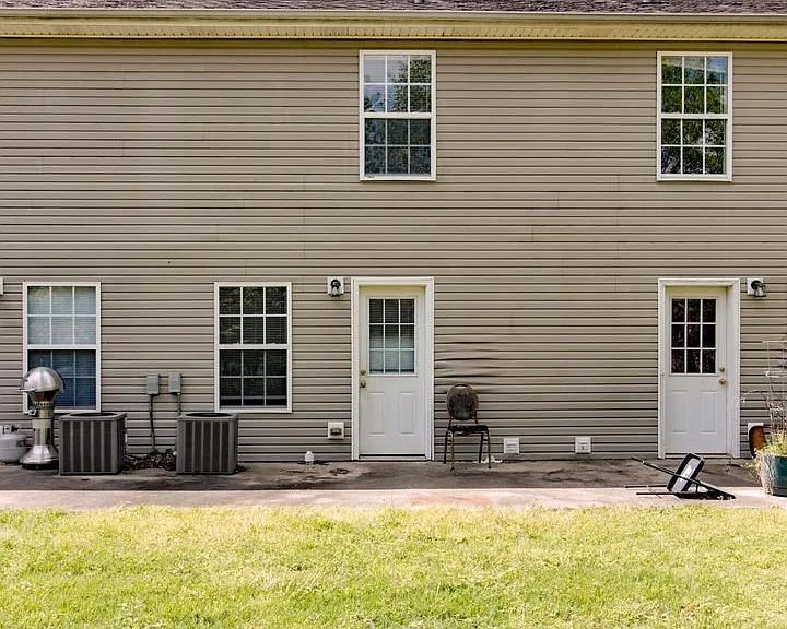 821 Oak Arbor Ct — Photo 48