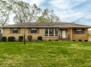 1914 Pinehurst Dr, Nashville, TN 37216