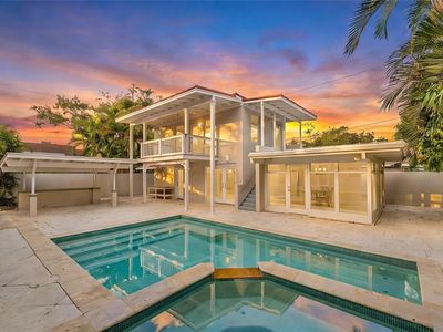 860 SNELL ISLE BOULEVARD NE, Saint Petersburg, FL, 33704