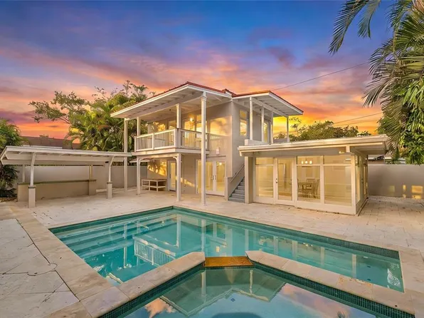 860 Snell Isle Blvd NE, Saint Petersburg, FL 33704