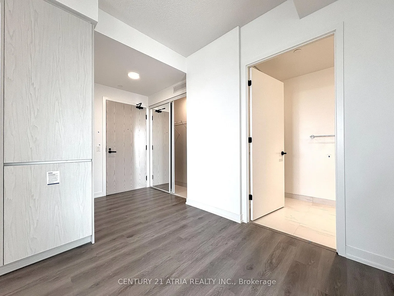 2 bed, $2,600 — Photo 4