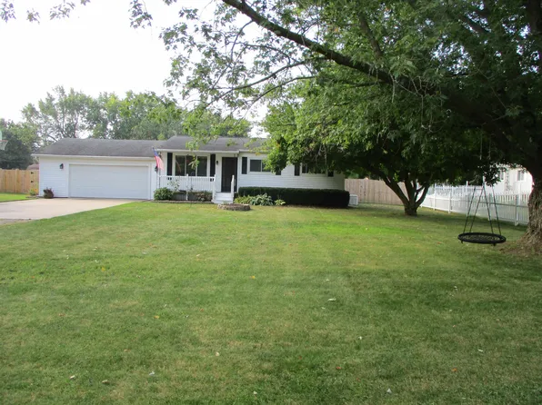 11890 E Goodall Rd, Durand, MI 48429