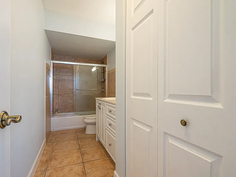 1801 S Ocean Dr #332 — Photo 16