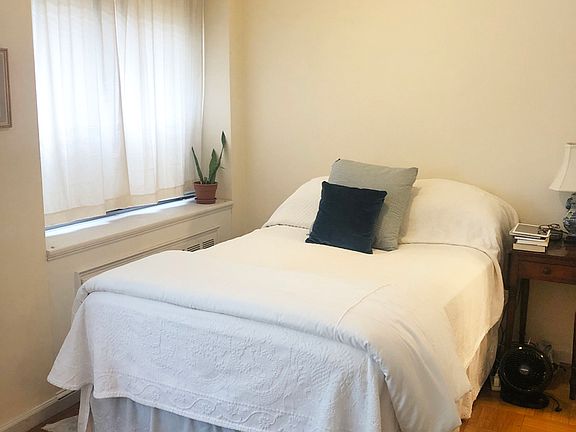 4th image of 80 Park Ave APT 2M