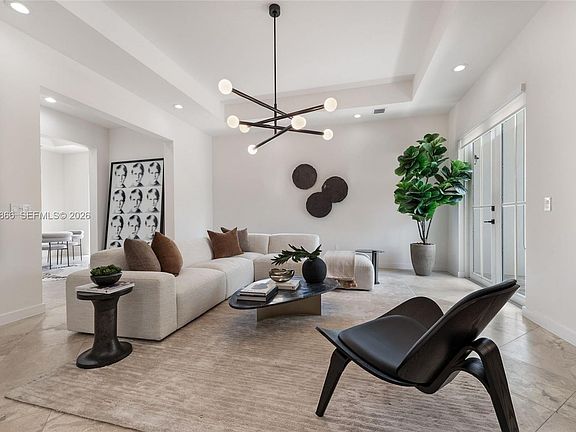 4th image of 345 Madeira Ave #345