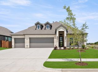 699 Majestic Oak Ln, Waxahachie, TX 75165