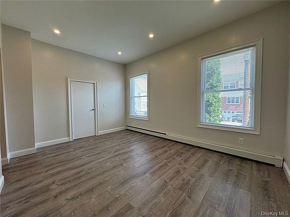 2nd image of 26 Parsons St #1