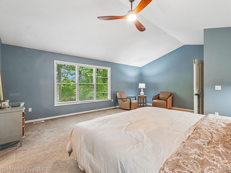 7480 Wyngate Dr, photo 22