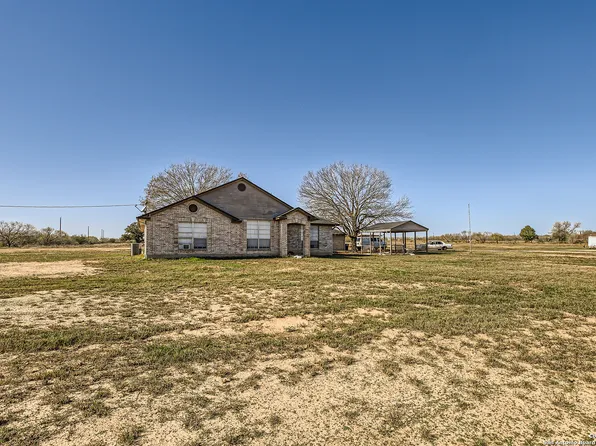 3487 STUART RD #1, Adkins, TX 78101