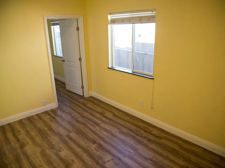 2054 City View Ave — Photo 5