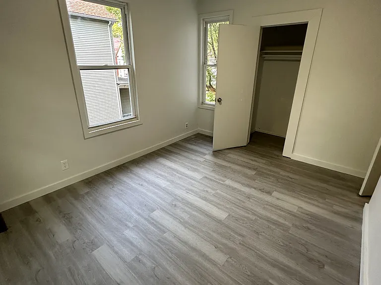 242 Newhall St #1 — Photo 17