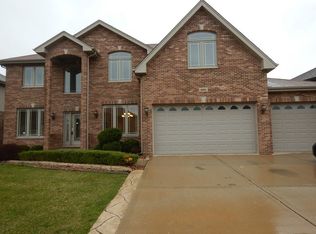 904 Berkshire Dr, Matteson, IL 60443