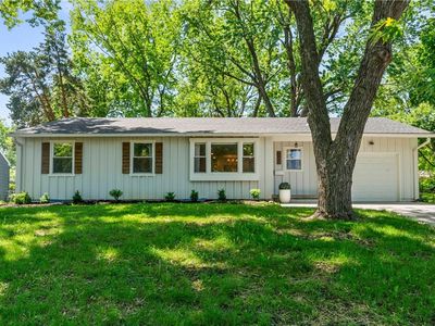 9508 Grandview St, Overland Park, KS, 66212
