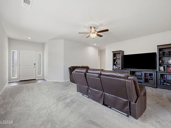 4th image of 157 Walnut Dr