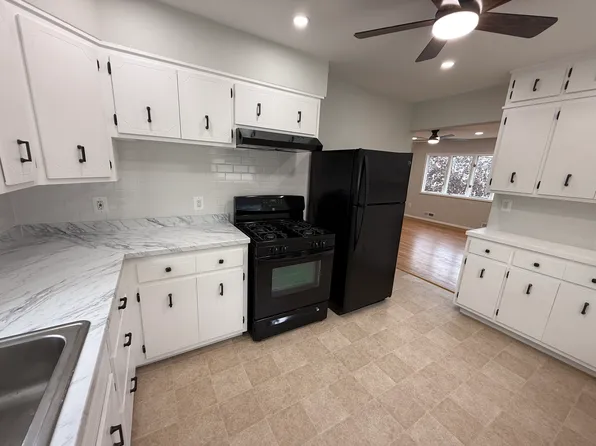 691 9th Street image 54 of 143