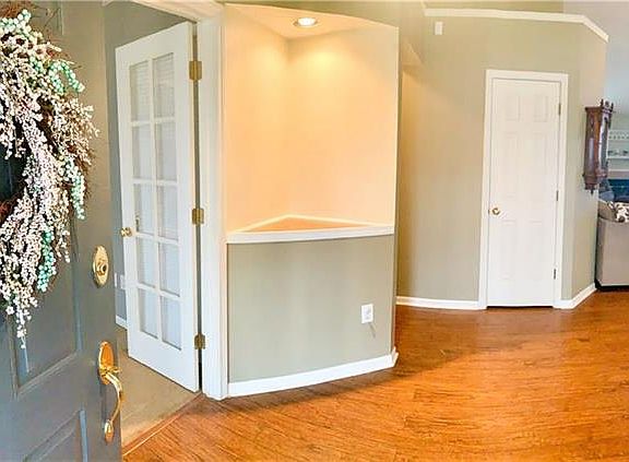3rd image of 6615 Kentstone Dr