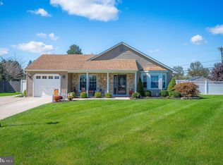 34 Cameron Cir, Laurel Springs, NJ 08021