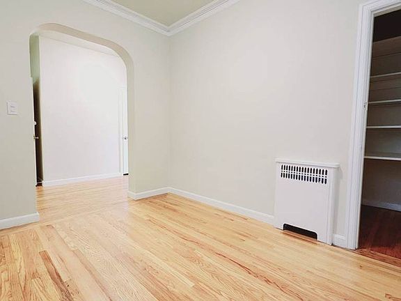 5th image of 2128-2130 Market St #8